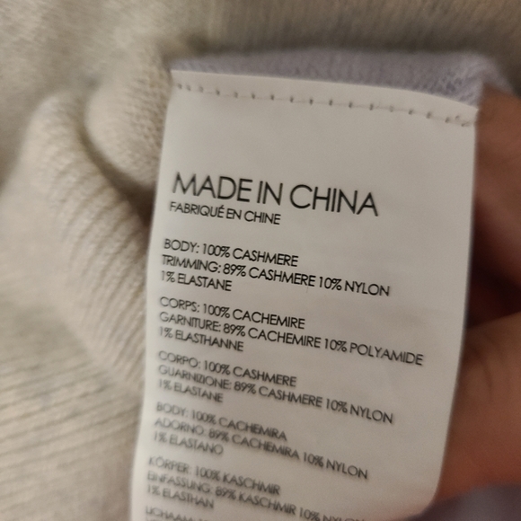 Club Monaco Cashmere Sweater M - Picture 6 of 7